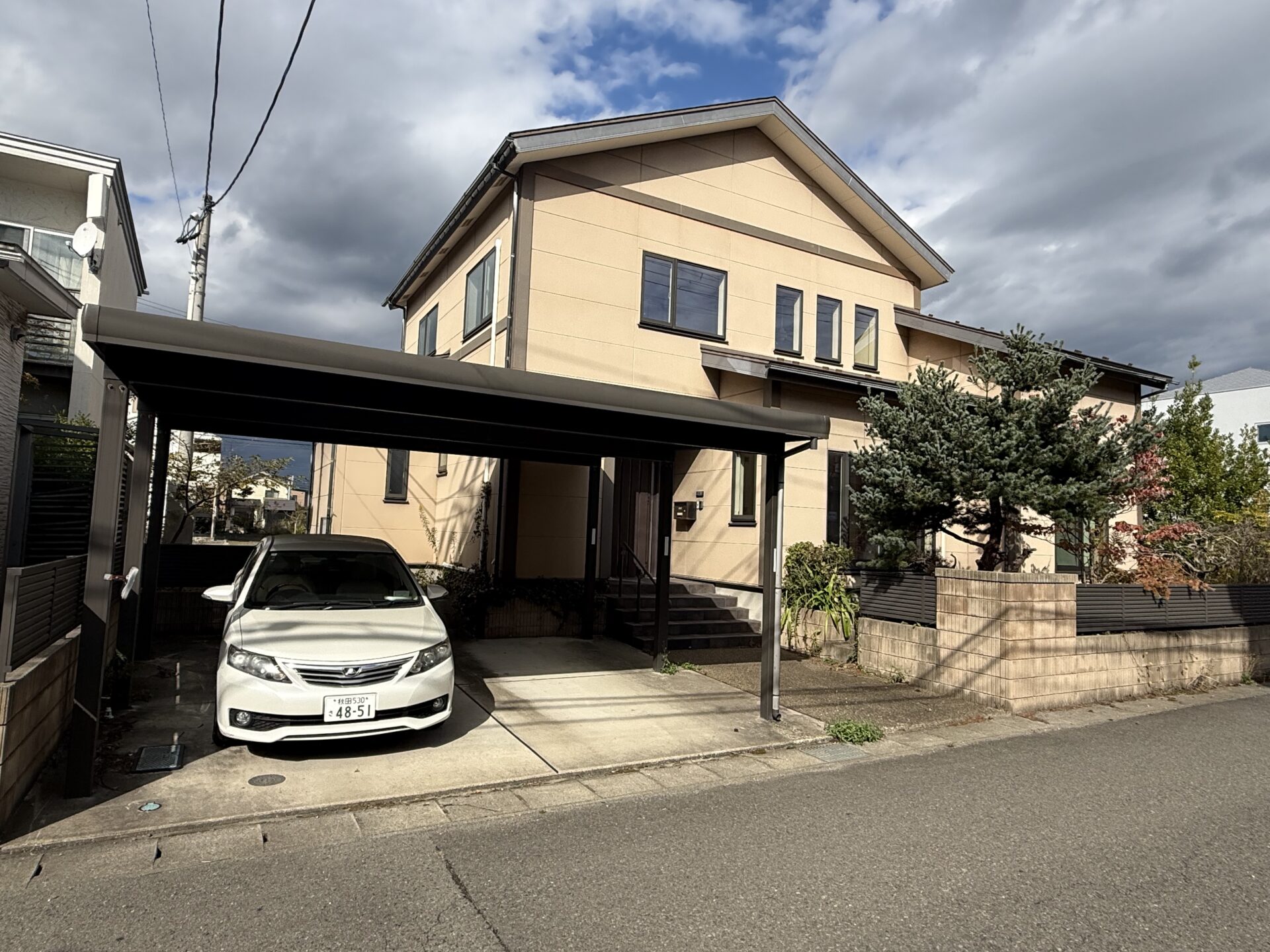 秋田市手形字山崎の土地売却情報です。建物解体後、更地として販売予定